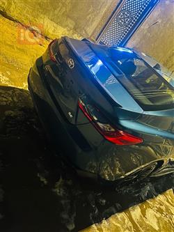 تۆیۆتا کامری